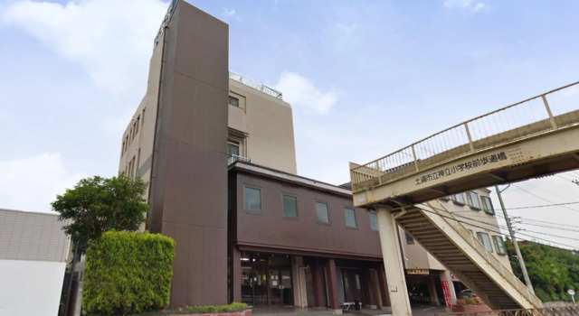 Hotel Tsuchiura Kandatsu Hills, Забронировать Отель Цутиура 
