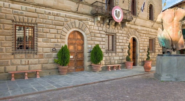 Elegant Holiday Home in Greve in Chianti With Swimming Pool, Buchen Sie Hotel Greve in Chianti Chianti