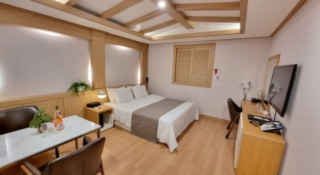 Номер Deluxe LEX Tourist Hotel