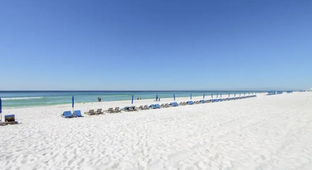 Shores Of Panama 1708 - 1bd + Bunks, Sleeps 6. Super Clean! Free Fun! 1 Bedroom Condo by RedAwning, Забронировать Отель Панама-Сити Панхэндл Флорида, рядом с Загородный клуб "Сигнал Хилл"