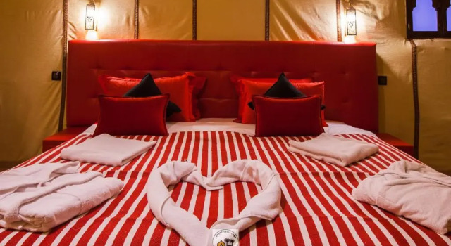 Luxury oasis camp, Prenota Hotel Merzouga Al-Rashidiyya