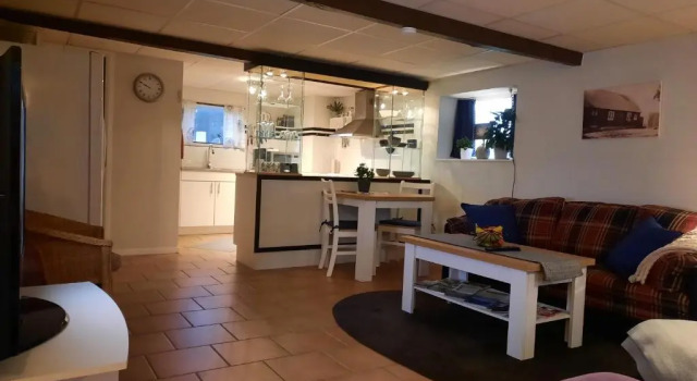 Rya B & -B Tollarp lägenhetsboende, Rezerwuj Hotel Tollarp Lagos