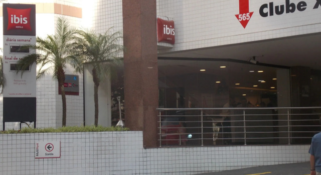 Ibis Santos Gonzaga Praia