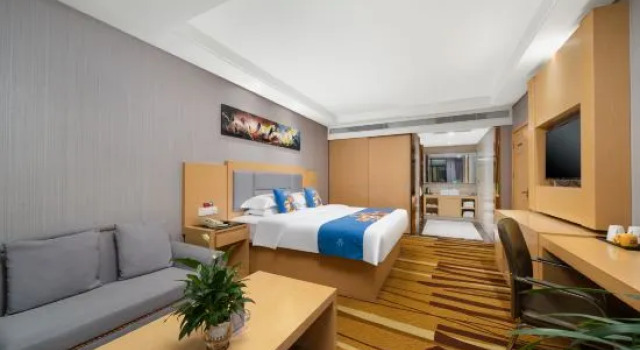 Семейный люкс Fengya Hotel (Nanning Wuyi Road Jiangnan Wanda)