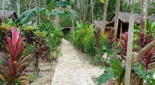 Трёхместный номер Standard Lanta Maikeaw Bungalow