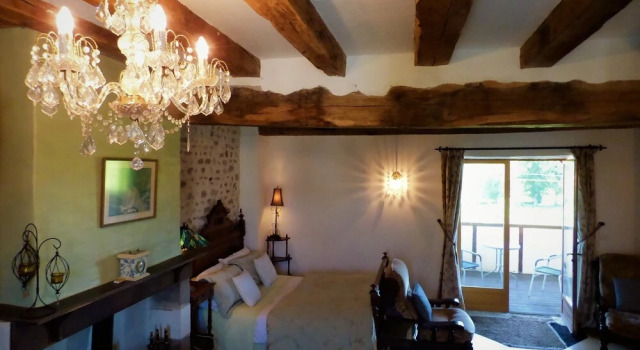 L'Ancien Presbytère, Rezerwuj Pensjonat Hotele w Haute-Vienne z basenem, Basen