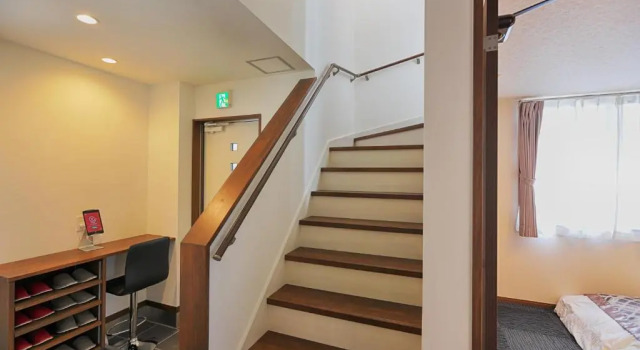 ヴィラス浅間の庵, Boek Hotel Hotels in Tokai met parkeren, Parkeren