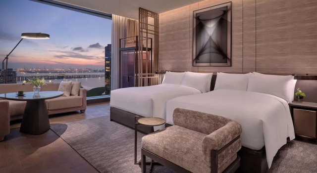 Двухместный номер Executive с видом на залив Conrad Shenzhen