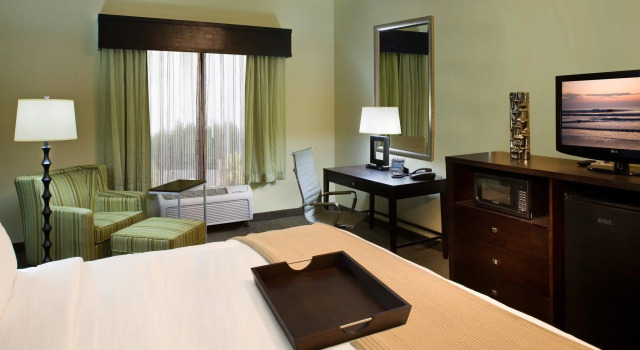 Двухместный номер Standard Holiday Inn Express Hotel & Suites Waycross by IHG
