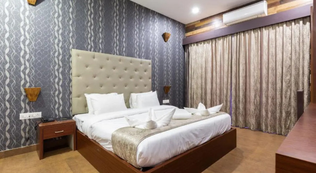 Люкс Deluxe Amara Oceanfront Resort & Club Baga