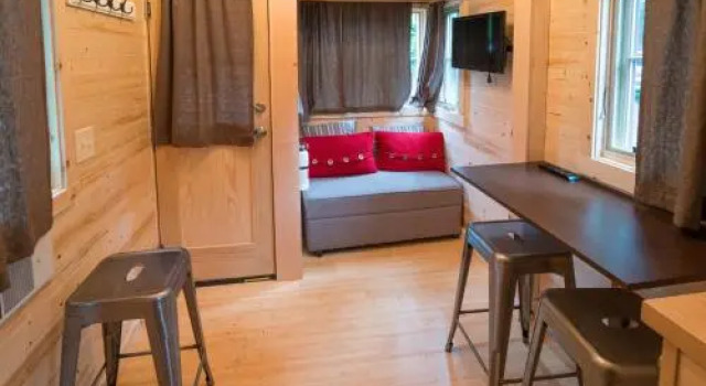 Mount Hood Village Lincoln Tiny House 2