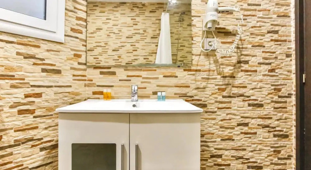 Одноместный номер Economy Laramond Barcelona Rooms