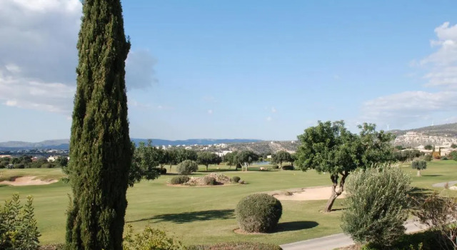 Вилла Lovely 2 bedroom Villa Kornos HG33 with private pool and golf course views, In the heart of Aphrodite Hills, near resort centre