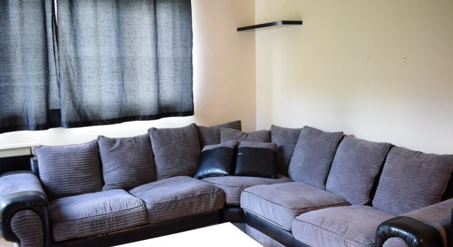 Greenwich 2 Bedroom Apartment, Varaa Huoneisto Asunnot kohteessa Merseyside, Huoneisto