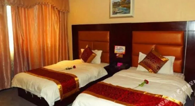 兴义凯迪假日酒店, Book Hotel Qianxinan China