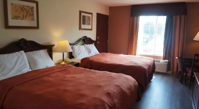 Номер Deluxe Scotland Neck Inn