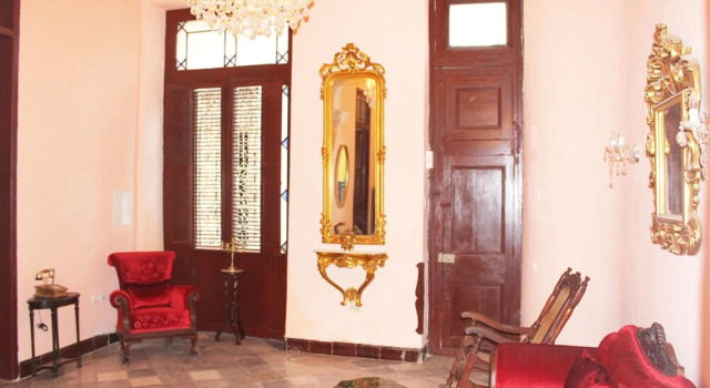 Hostal Casa Havana - Centro Habana, Забронировать Отель Гавана Гавана, рядом с Revolution Museum