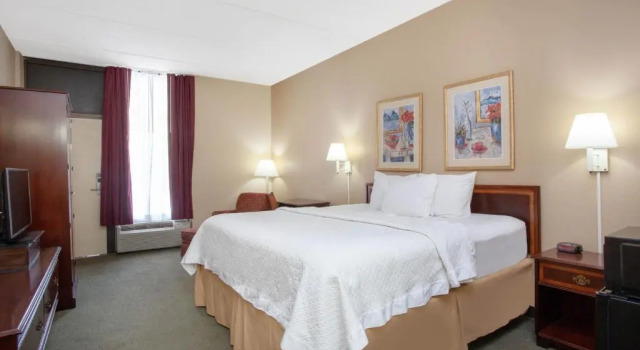 Номер Standard Days Inn by Wyndham Statesboro