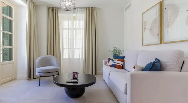 Plaza del Siglo Suites & Boutique Apartments by Caleta Homes, Забронировать Апартаменты/квартира Апартаменты Малаги, рядом с Амфитеатр Малаги, Апартаменты/квартира