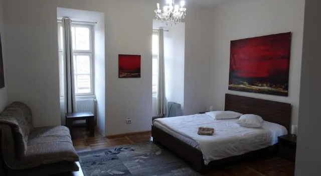 Casa Sforii Brasov, Забронировать Отель Отели Брашова 3 звезды, рядом с Tâmpa Cable Car – Hilltop, 3*