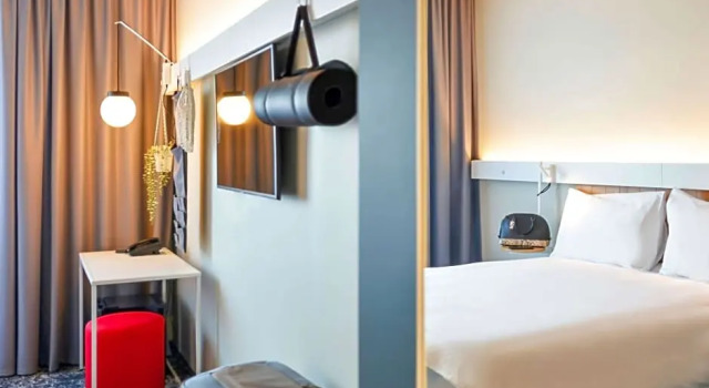 Люкс ibis Bucharest Politehnica