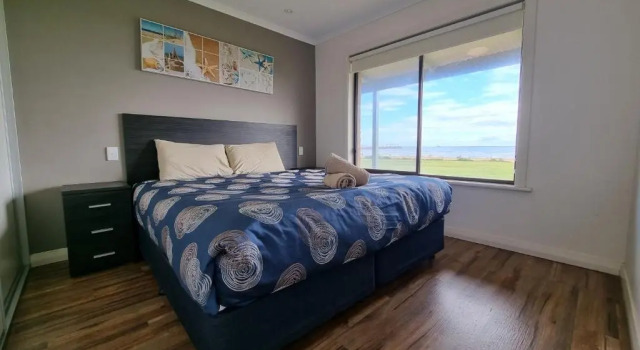 Семейный номер Standard с видом на море Wallaroo Holiday Park