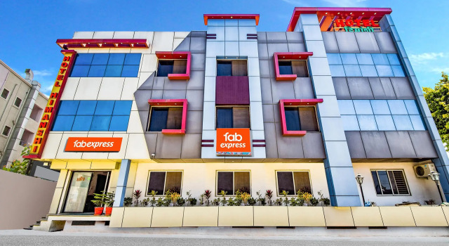 FabHotel Himanshi, Prenota Hotel Bedla Rajasthan