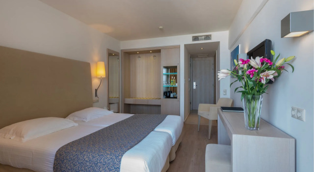 Двухместный номер с видом на море Kriti Beach Hotel