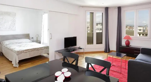 Paseo de Gracia Terrace, Забронировать Апартаменты/квартира Апартаменты Барселоны, рядом с Собор Святого Креста и Святой Евлалии, Апартаменты/квартира