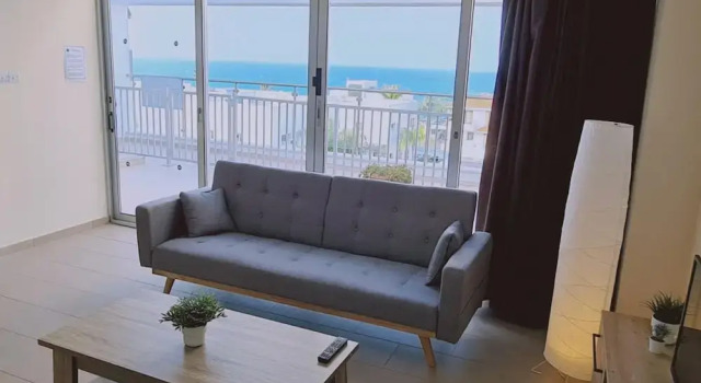 Апартаменты 40 PRO 2 - Sunrise Beach Apt 2