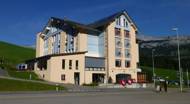 Wellnesshotel Rischli, Varaa Hotelli Fluehli Luzern