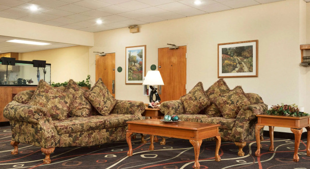Travelodge by Wyndham Sturgis, Prenota Hotel Sturgis Michigan