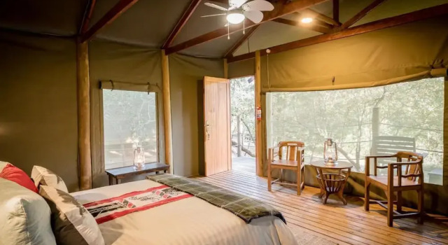 The Island River Lodge, Book Feriehus Hoteller i Limpopo med parkering, Parkering