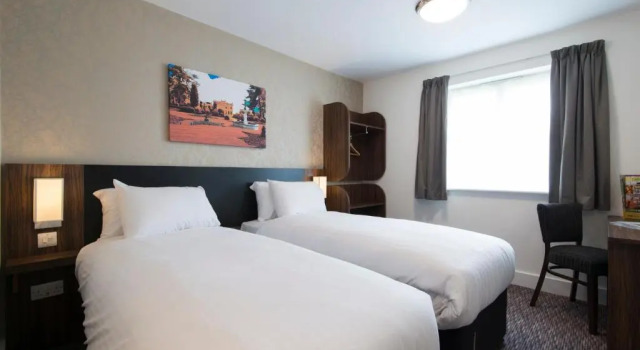 Двухместный номер Standard Kings Chamber, Doncaster by Marstons Inns