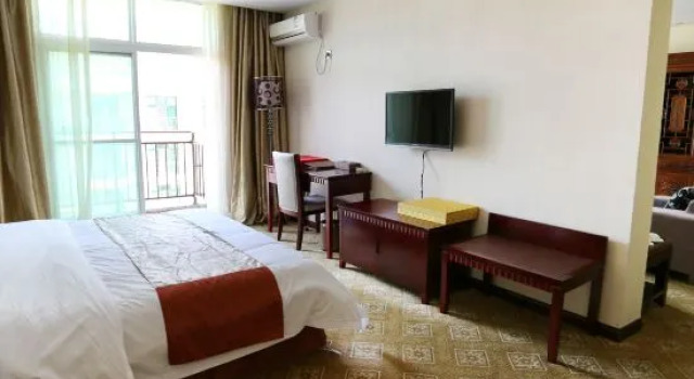 Люкс Wolong International Hotel