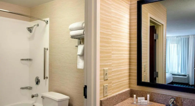 Люкс Fairfield Inn & Suites Merrillville