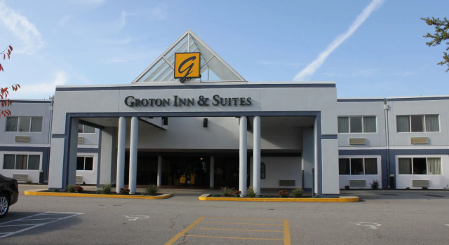 Groton Inn & Suites, Buchen Sie Hotel Groton Massachusetts