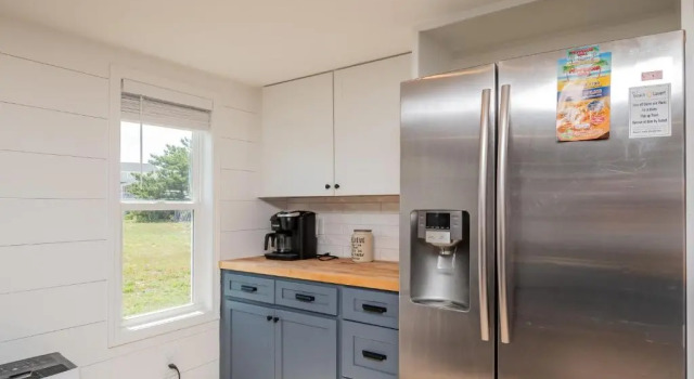 Sawyers Shore Shack by Oak Island Accommodations