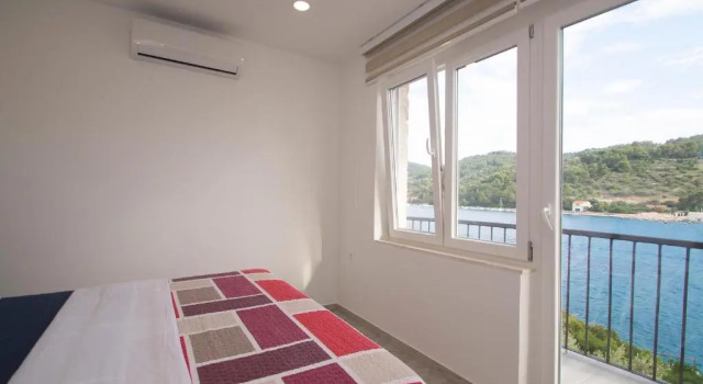Апартаменты Apartment in Tri Porte (Potirna) with sea view, terrace, air conditioning, WiFi (39-2)