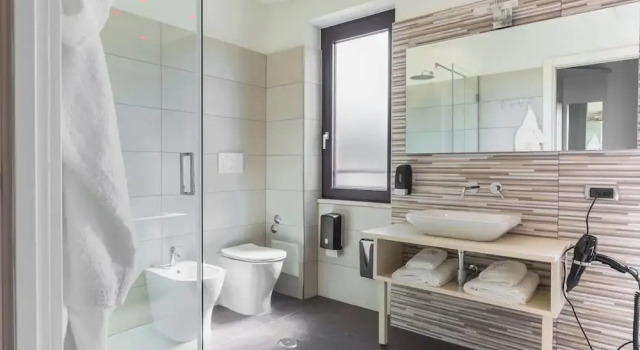 Полулюкс LUAL Bleisure Hotel
