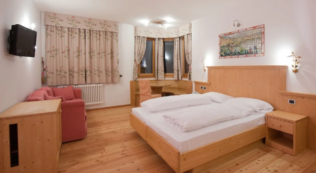 Полулюкс с балконом Hotel Rosa Resort