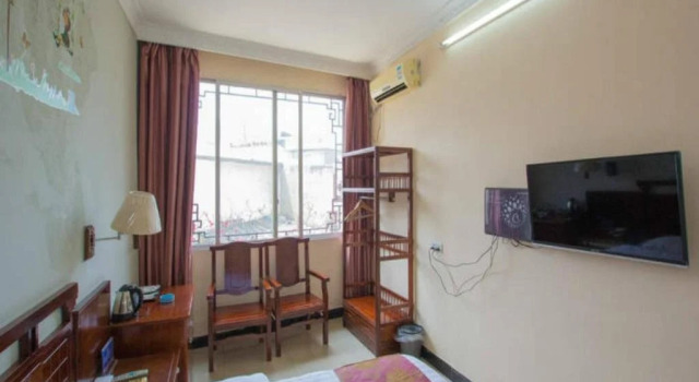 Yangshuo Longteng Hotel, Prenota Hotel Yangshuo Guangxi