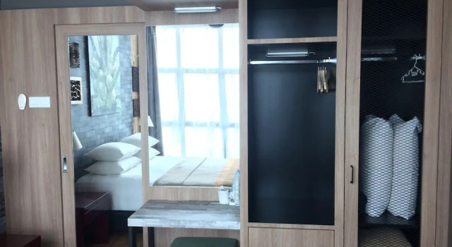 Lawang Suite Apartment With Balcony