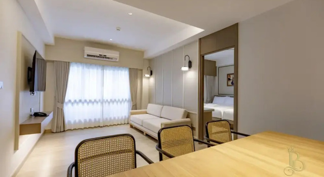 Люкс The Bentley Hotel