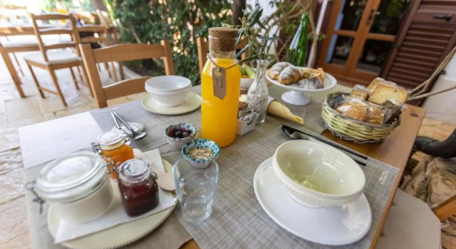 Bed&Breakfast Villa Mamma Grazia, Book Villa Sommerhuse i Murgia, Hytte