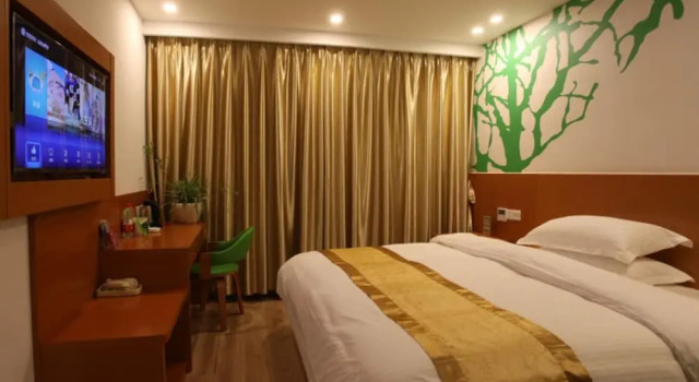 Двухместный номер Standard Vatica ZaoZhuang TengZhou Railway Station Hotel