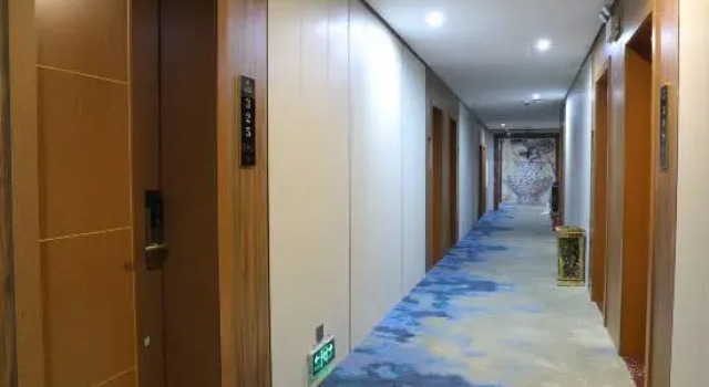 Zhuzhou Xizi Hotel (Hongqi Square)