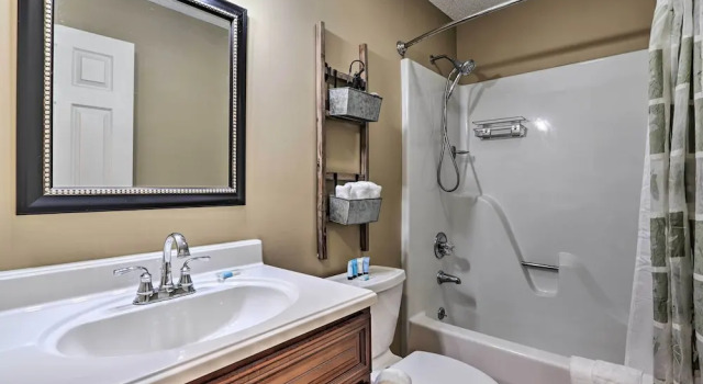Апартаменты с 2 комнатами с балконом Pigeon Forge Condo w/ Balcony: 5 Mi to Attractions