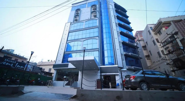 Click Hotel Capital House, Rezervovat Hotel Hotely v Bangalore s parkováním, Parkování