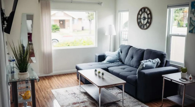 CHARMING 2-BEDROOM BUNGALOW HOME IN GLENDALE  (p4), Réserver Hôtel Glendale San Fernando Valley